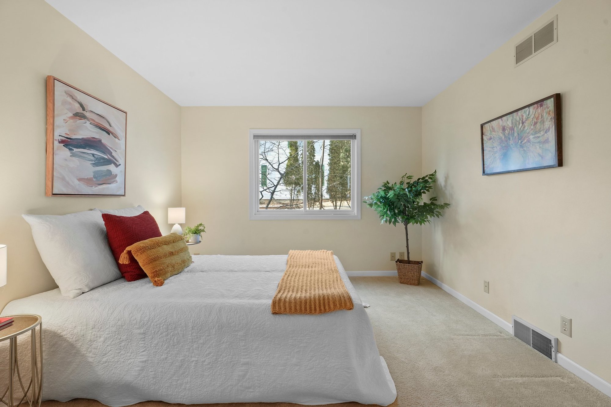 Bedroom staging hacks